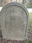 Één van  de oude grafzerken