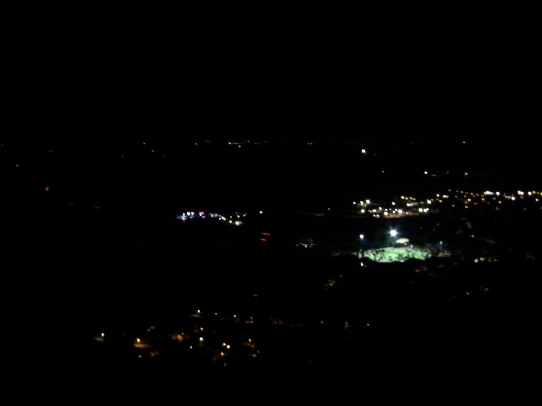 Poligny by night