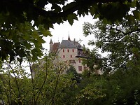Menthon-Saint-Bernard - uitzicht op chateau vanaf campingplek