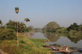 Viskwekerijen in de Nam Ping rivier