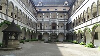 binnenplaats slot Greinburg