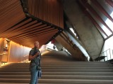 Op de trappen van de opera