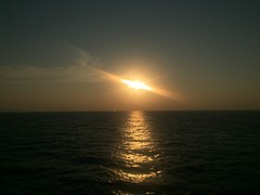 Zonsondergang op de zee