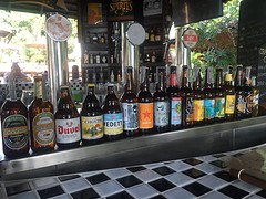 Genoeg keuze qua bier aan het zwembad