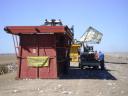 het lossen van de bale-buggy