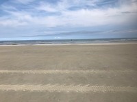 Mooi groot en leeg strand