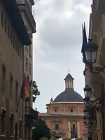 Beetje bewolkte dag in warm Valencia