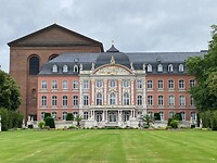 Kurfürstliches Paleis (whatever that may be)