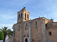 En nog maar weer eens kerk in de Extremadura met daarop een ooievaarsnest