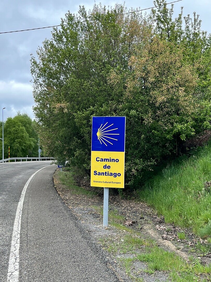 De weg kwijt raken langs de officiële Camino is vrijwel onmogelijk met alle borden langs de weg