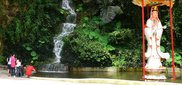 Ingang van Kek Lok Tong