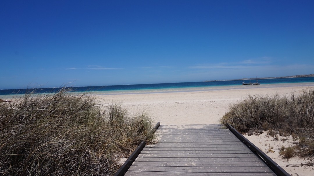 Al die mooie stranden..