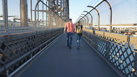 Op de Harbour Bridge
