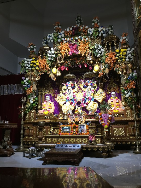 Beelden in Krishna tempel