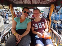 In de tuktuk met Anouk
