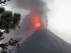 Volcano Fuego fireworks