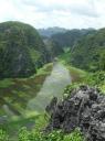 7. Uitzicht op Tam Coc en de bootjes