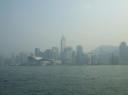 1. Skyline Hong Kong achter de smog