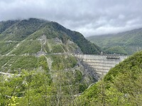 De Sovjetdam op de grens met Abchazië