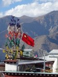 De Chinese vlag is overal aanwezig