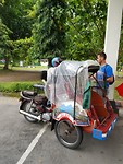 Becak (tuktuk)