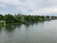 Skyline van Maastricht, vanaf de Hoge Brug, richting het centrum.