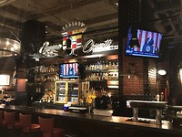 Guy's America