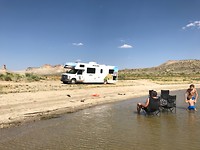 Hoe bijzonder dit, met je camper op het strand