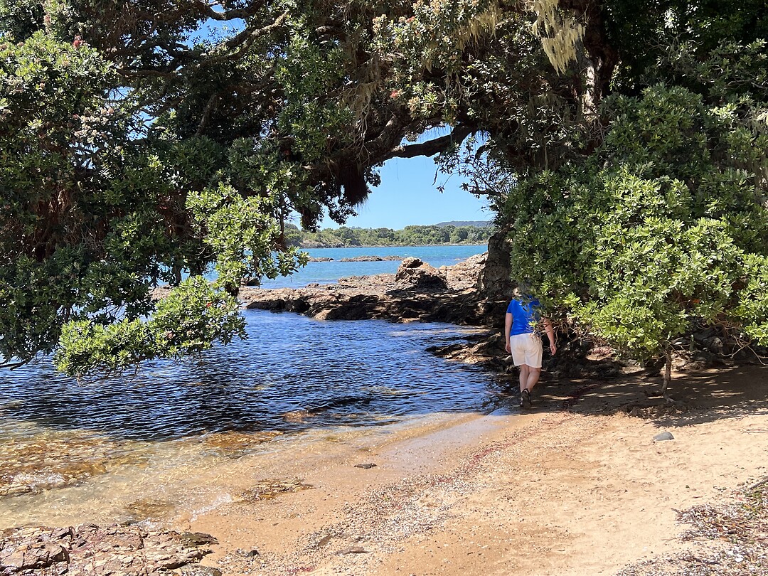 Berna verkent de baai