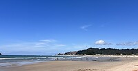 Strand Whangamata op z’n drukst