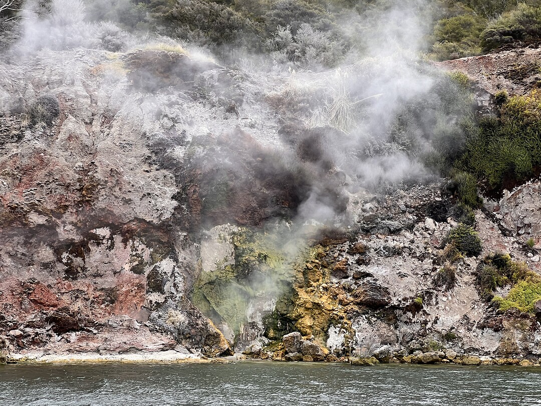 Hot flumeroles