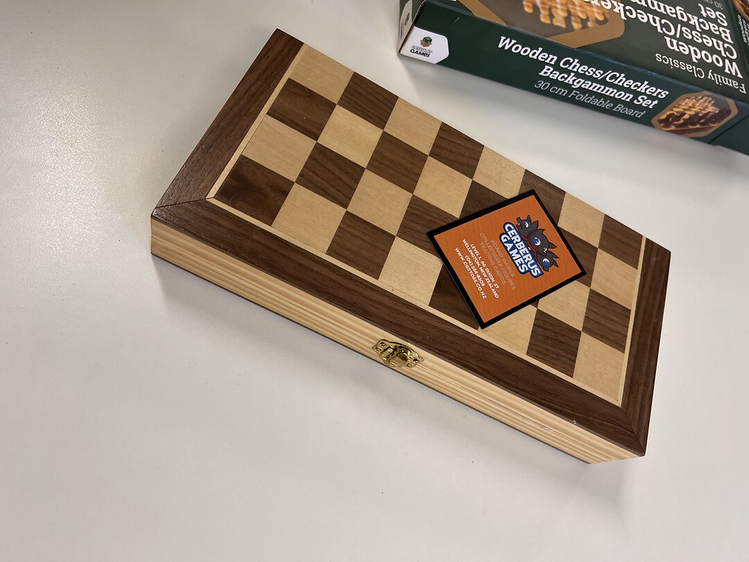 Schaakbord gevonden!