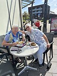Aan de lunch in Terneuzen bij Bakker Bart