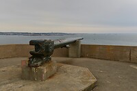 _D8F9690