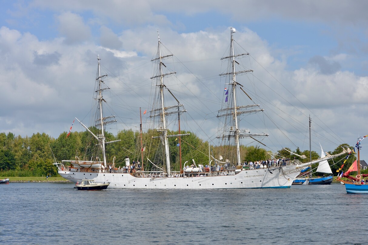 _D8F9812