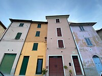 Gekleurde huisjes in Urbania