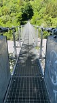 Hey wat leuk, een hangbrug! 🫣