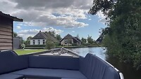 Vanuit de Weerribben terug de bewoonde wereld in