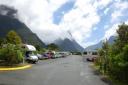 Uitzicht vanuit parkeerplaats Milford Sound
