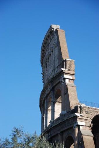 De muur van het Colosseo