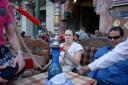Lekker aan de waterpijp in Cairo