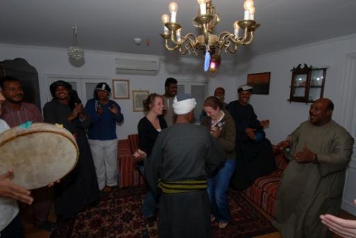 055 - Savonds muziek op dahabya