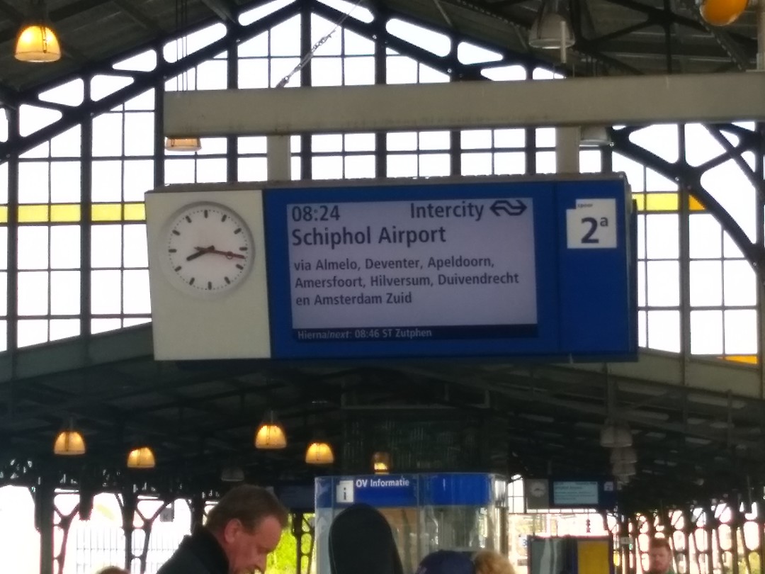 naar schiphol