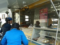 De rijdende bakker waar we onze lunch kochten