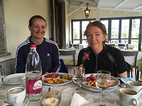 Lekker droog lunchen op de eerste dag