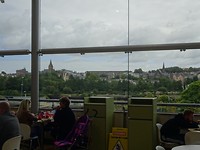 Uitzicht vanuit het restaurant van het winkelcentrum