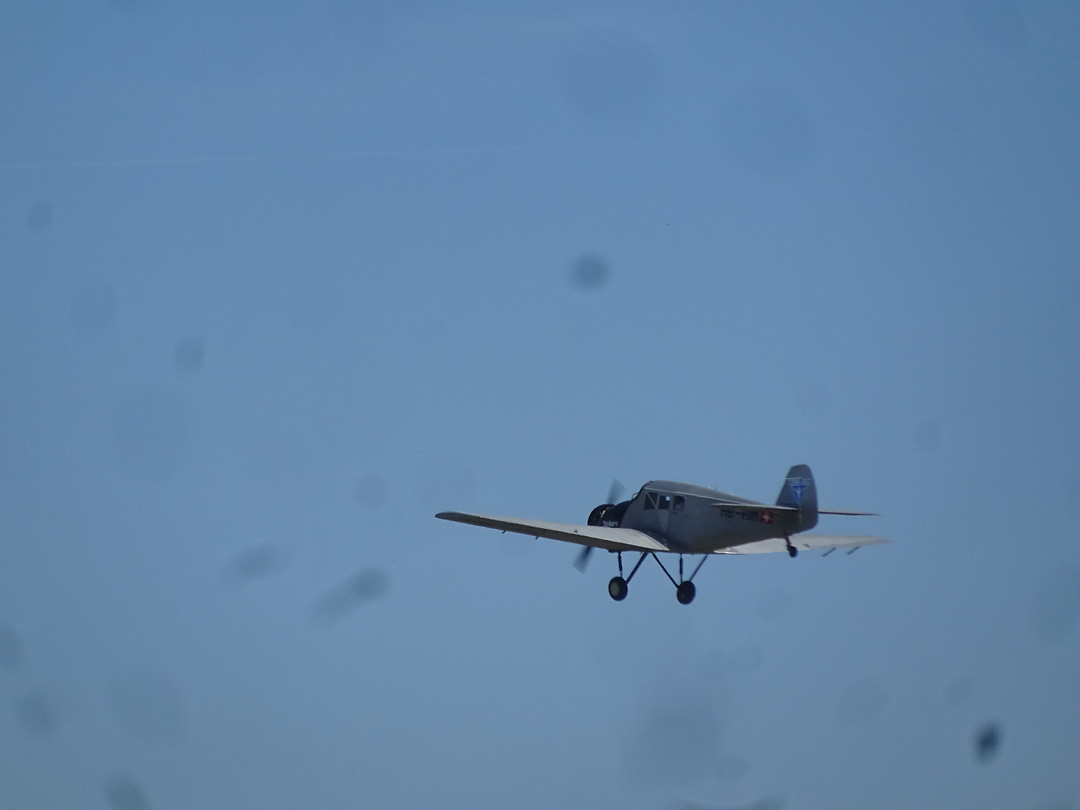 Deze prachtige nieuwe Ferrari SF90 vliegt binnen 7 seconden naar 200 km/u Manly