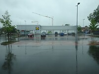 Weinig klanten bij de Lidl