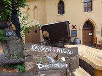 Het schavot en de boevenwagen
