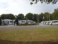 Mooie grote camperplaats